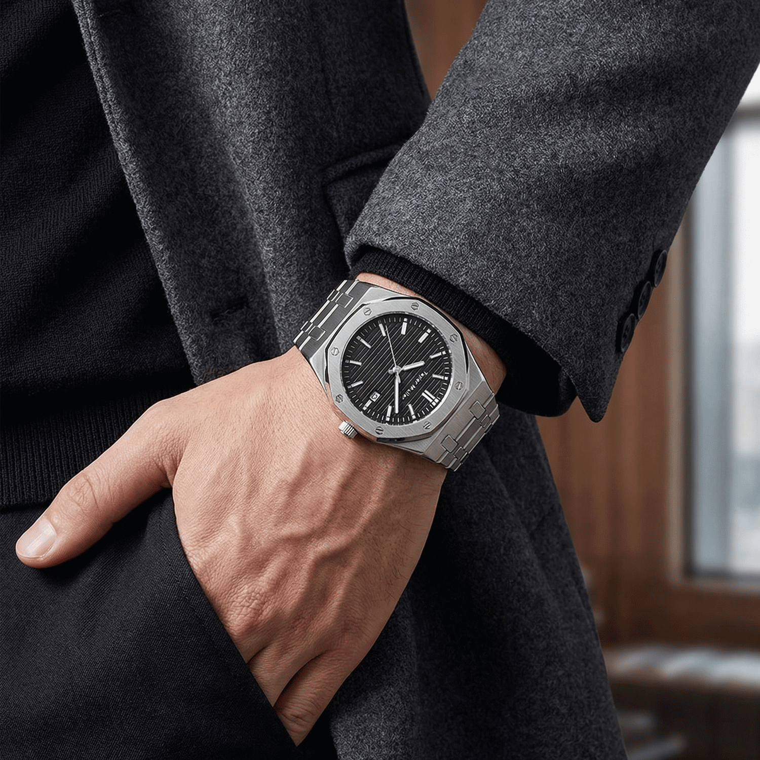 TM1007G watch — profile photo 3
